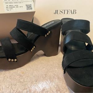 Wedge sandals